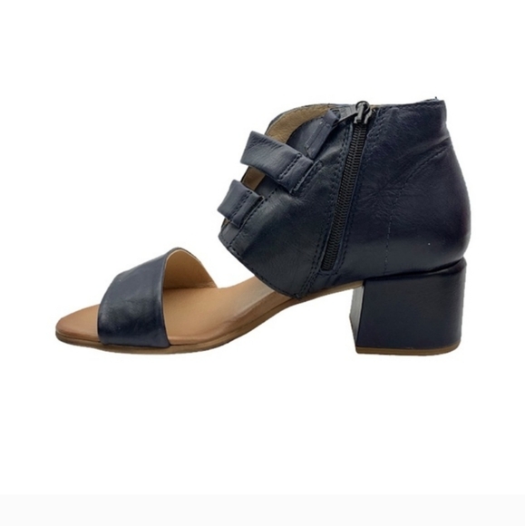 Miz Mooz Leather Heeled Sandals Brennan Midnight Shoes Sz 41  US 9.5-10 - Picture 3 of 9